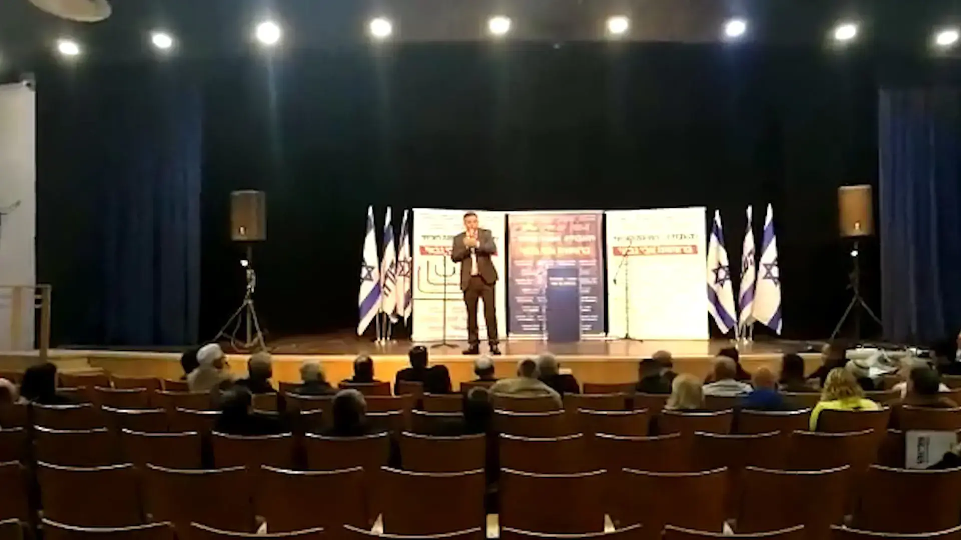 גבאי נגד נתניהו: "לא המשטרה קיבלה מתנות ב-200 אלף דולר - אתה קיבלת"