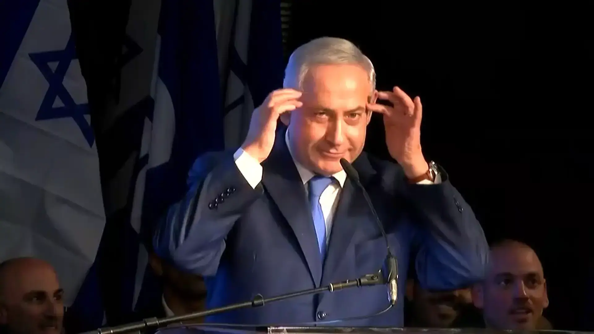 נתן אשל תקף במסרונים את כחלון: "הפחדן מאולגה יהיה מסוגל להנהיג?"