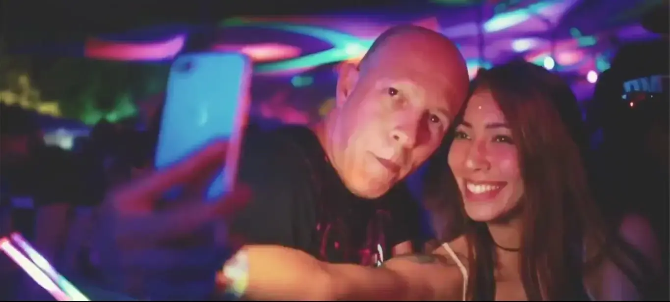 הפטריה שלכם חזרה: הפרויקט המסקרן של אינפקטד מאשרום