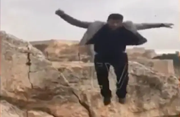 תמונות קשות: הצטלם לתמונת יום הולדת על צוק - ונפל למותו