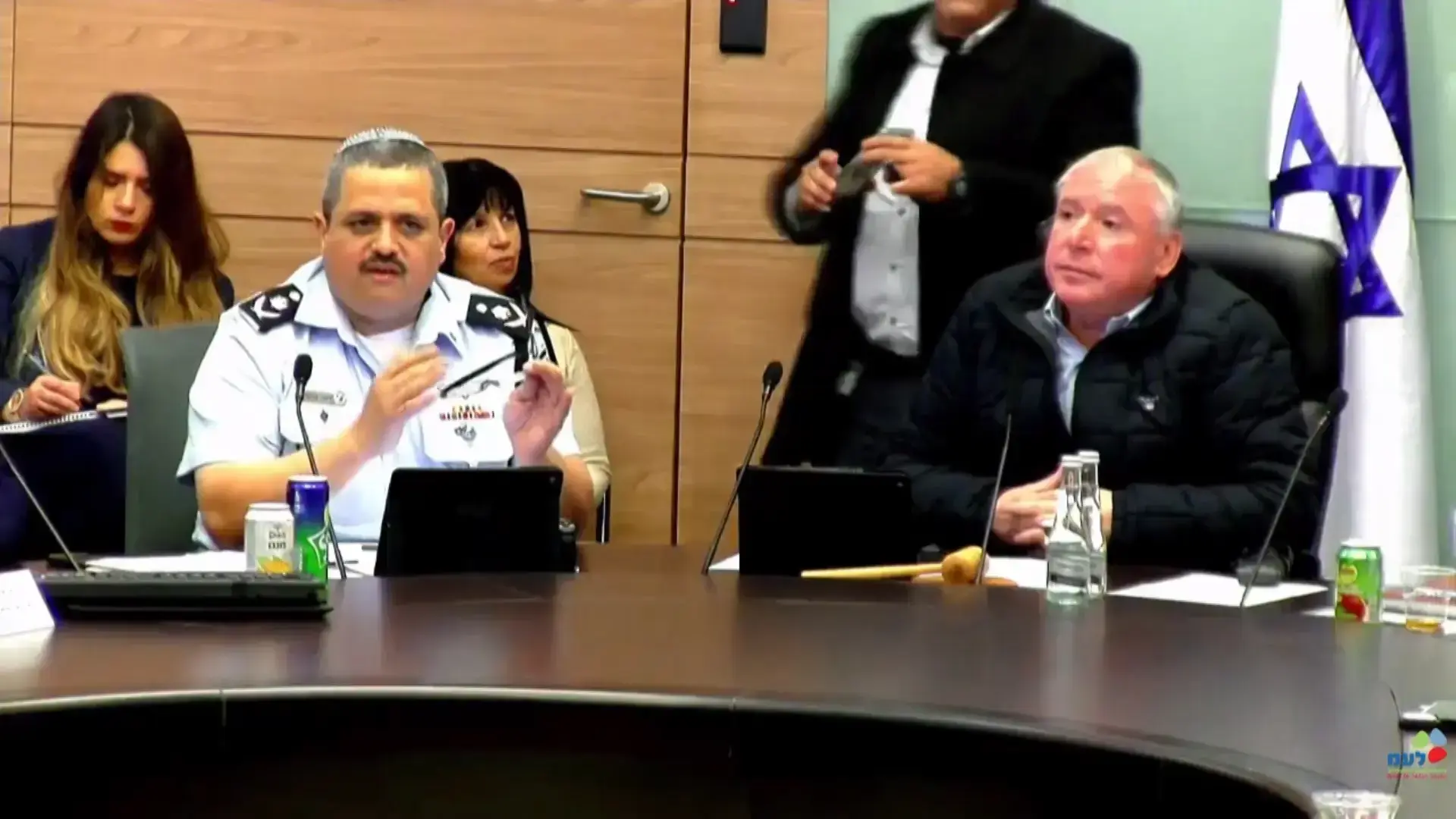 אמסלם בדיון על שכר השוטרים: מתנצל על דברי בנושא החמגשיות