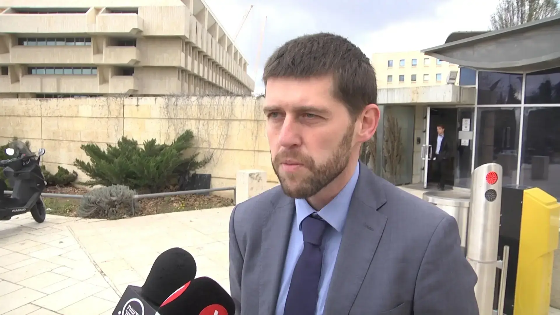 נתניהו שוחח עם ראש ממשלת פולין: "המדינות ידונו בהבנות בנוגע לחוק"