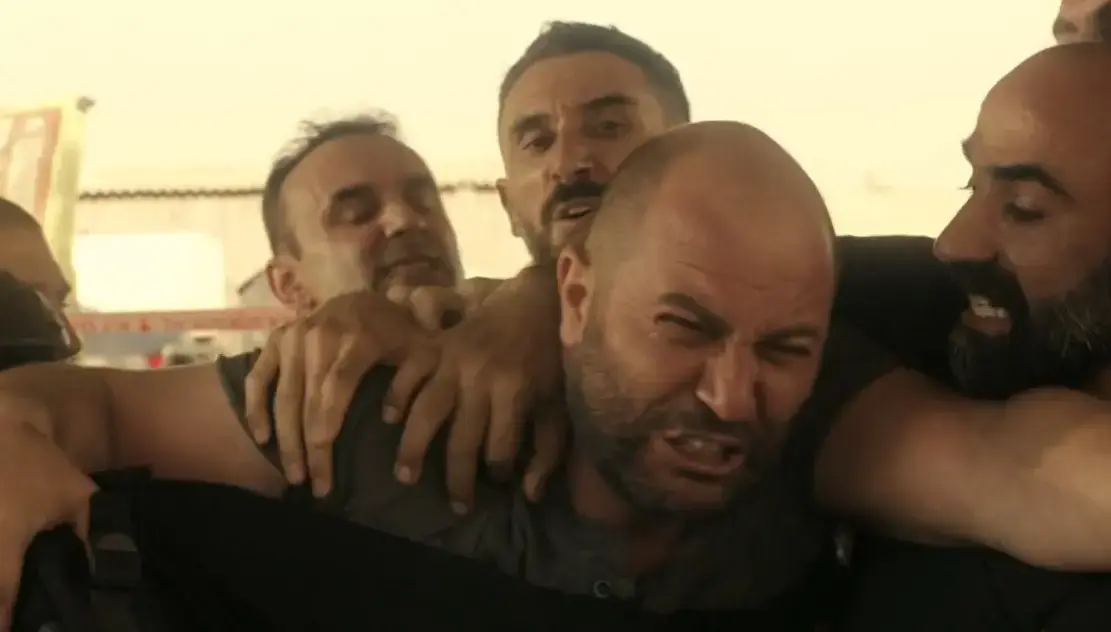 "פאודה" עונה 2, פרק 9: נפלה עטרת ראשנו