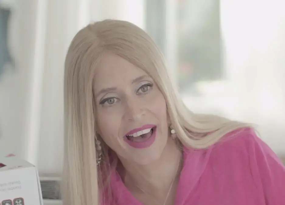 "יש ילדים עניים שקונים תחפושת מוכנה!": משפחת טורטל נערכת לפורים