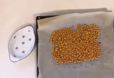 6 נשנושים שאנשים שחותכים מסוכר יכולים לאכול