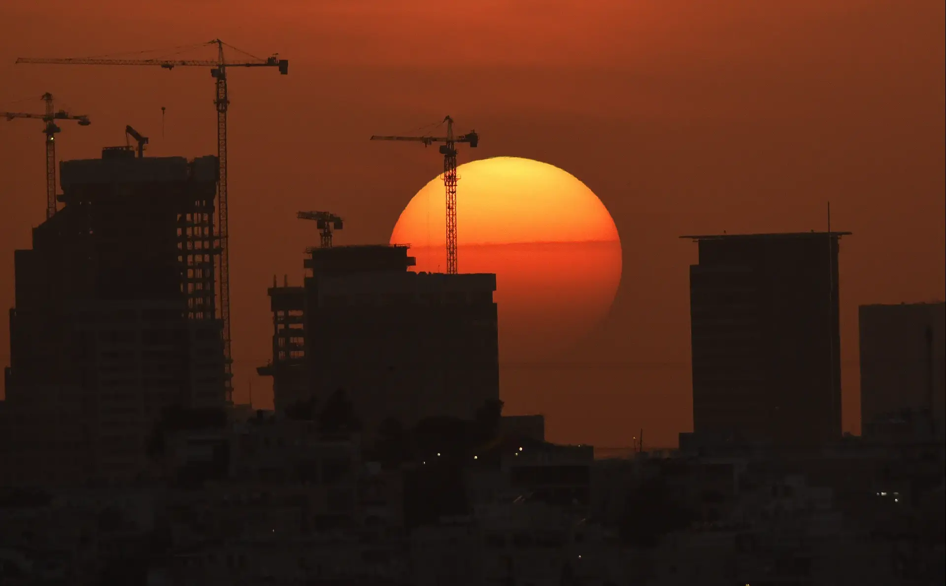 תחת השמש: מזג האוויר הולך ומתחמם לאורך השבוע