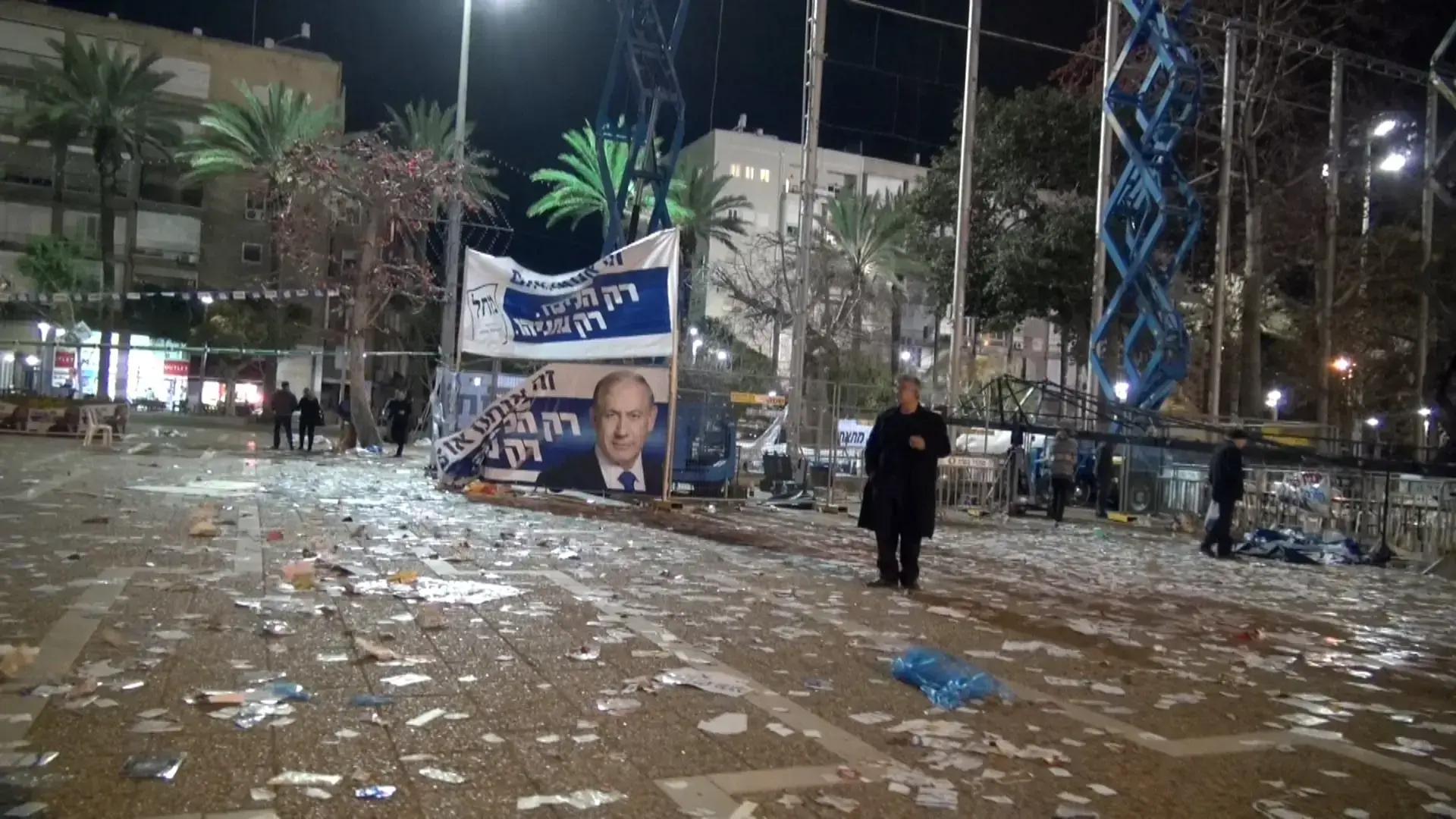 כשהעשן של הפצצת הכור יתפזר, "ארץ זרה" יישאר