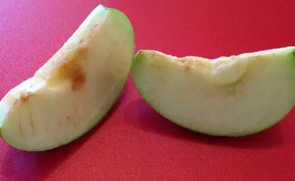 זה מה ששני תפוחים ביום יכולים לעשות ללב שלכם