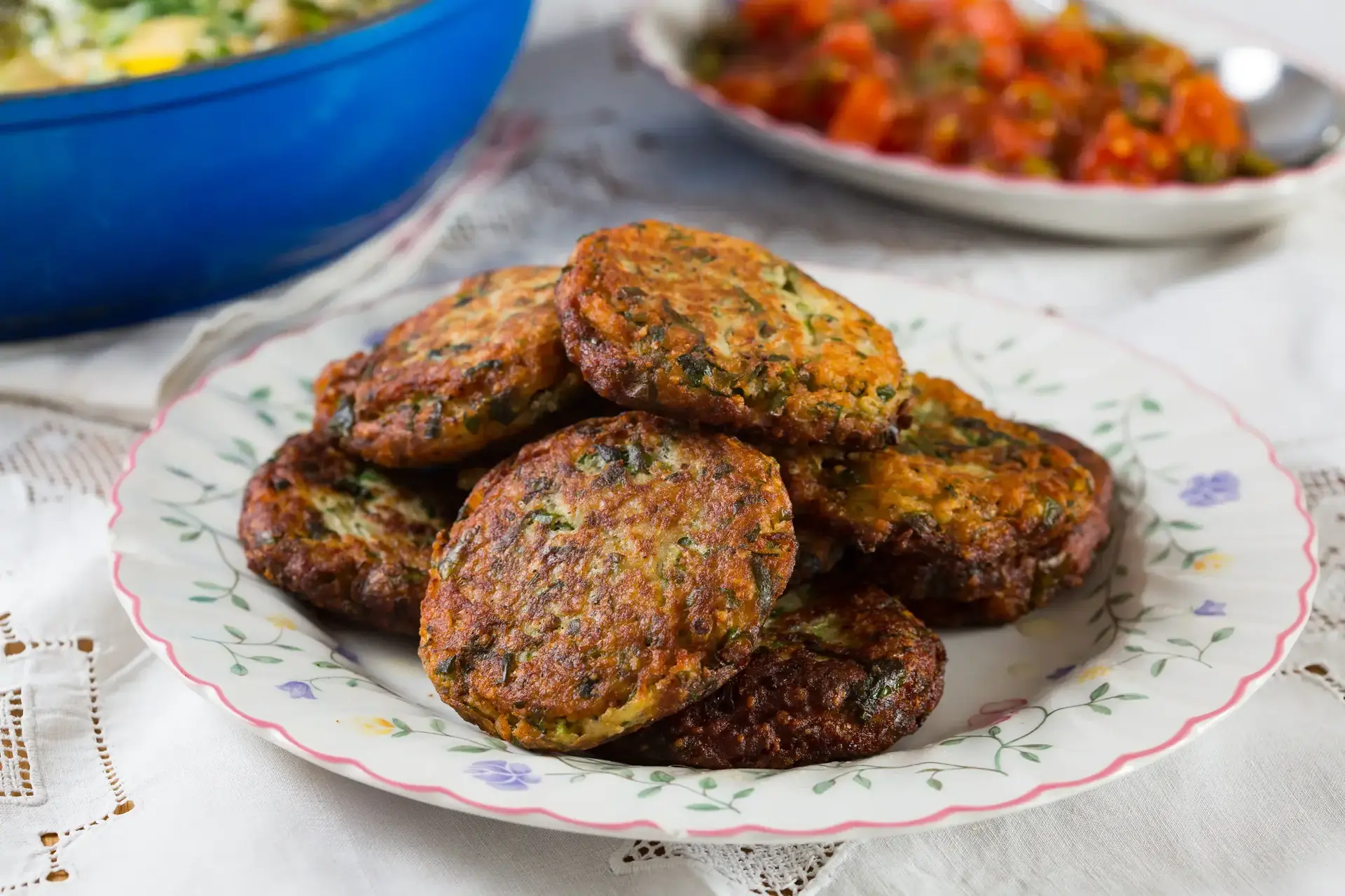 זו הסיבה שאתם לא יכולים להפסיק לחשוב על אוכל בימים אלה
