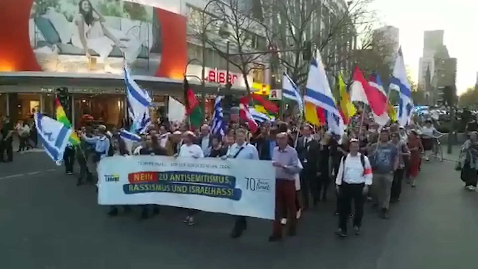 ממשלת גרמניה חוזרת בה: לא לפחד לחבוש כיפה