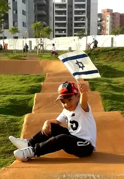 נחשים וסולמות: הסכנות שאורבות לילדים בחגיגות יום העצמאות