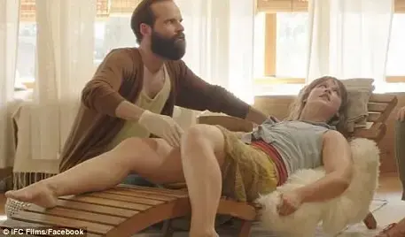 חברי קהילת המדיטציה האורגזמית - שמחוייבים לענג נשים 3 פעמים ביום - טוענים שנקלעו לחובות ואולצו לשכב עם לקוחות