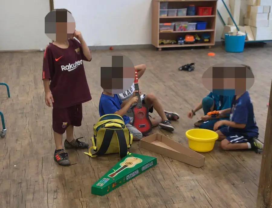 גזענות בדרך לקייטנה: הורי הילדים מחולון התבקשו לציין את גוון עורם