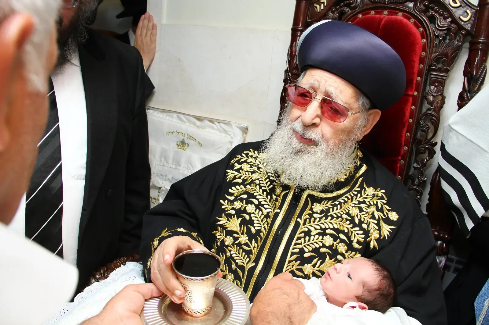 ש"ס נגד חיקוי הרב עובדיה יוסף ב"ארץ נהדרת": "מופע הלעגה מביש"