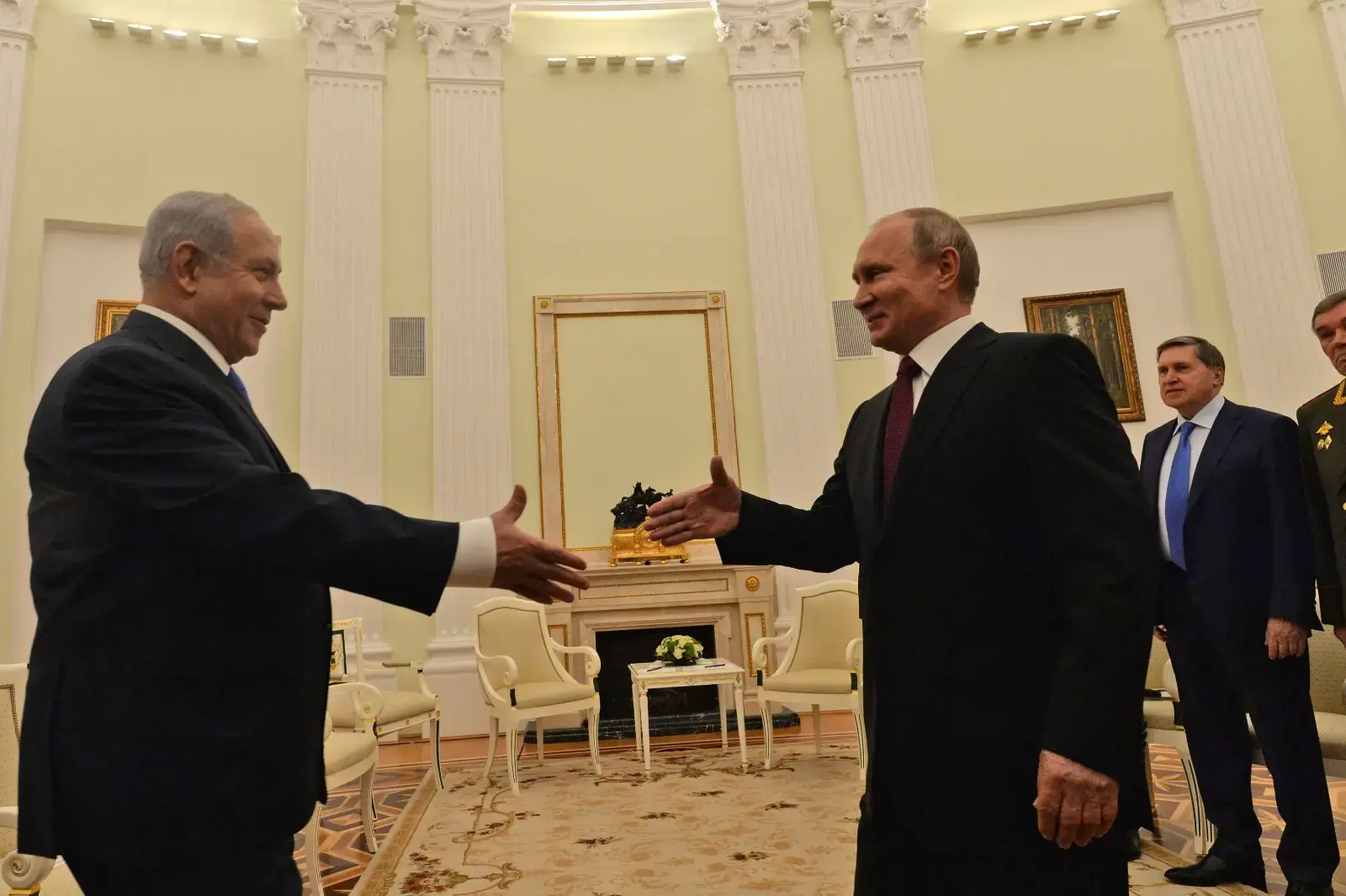 רוסיה מגיבה על הדיווחים בישראל: לא מתערבים בשום בחירות