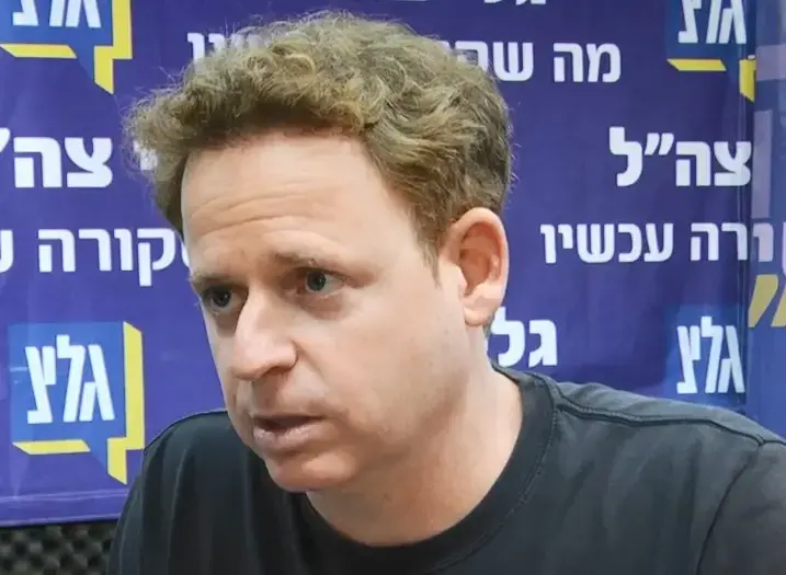 קשה לעשות כיום סאטירה, אבל ברור ש"גב האומה" לא עושה את זה נכון