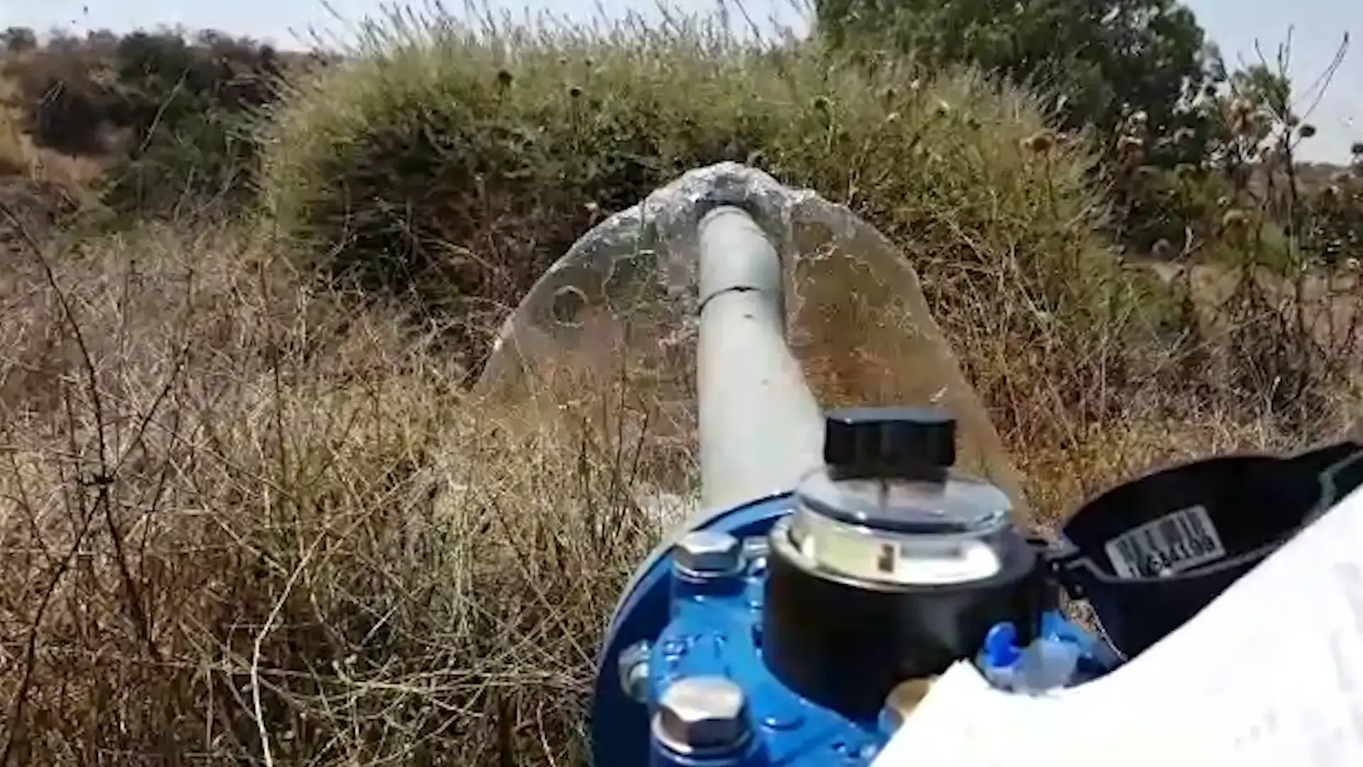 העיניים של צעיר בן 18 החלו לדמם. וזה לא החלק הכי מוזר בסיפור