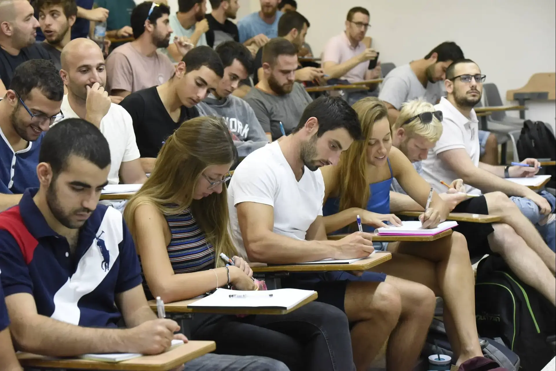 לקראת פתיחת השנה האקדמית: אחד מכל ארבעה סטודנטים לומד הנדסה
