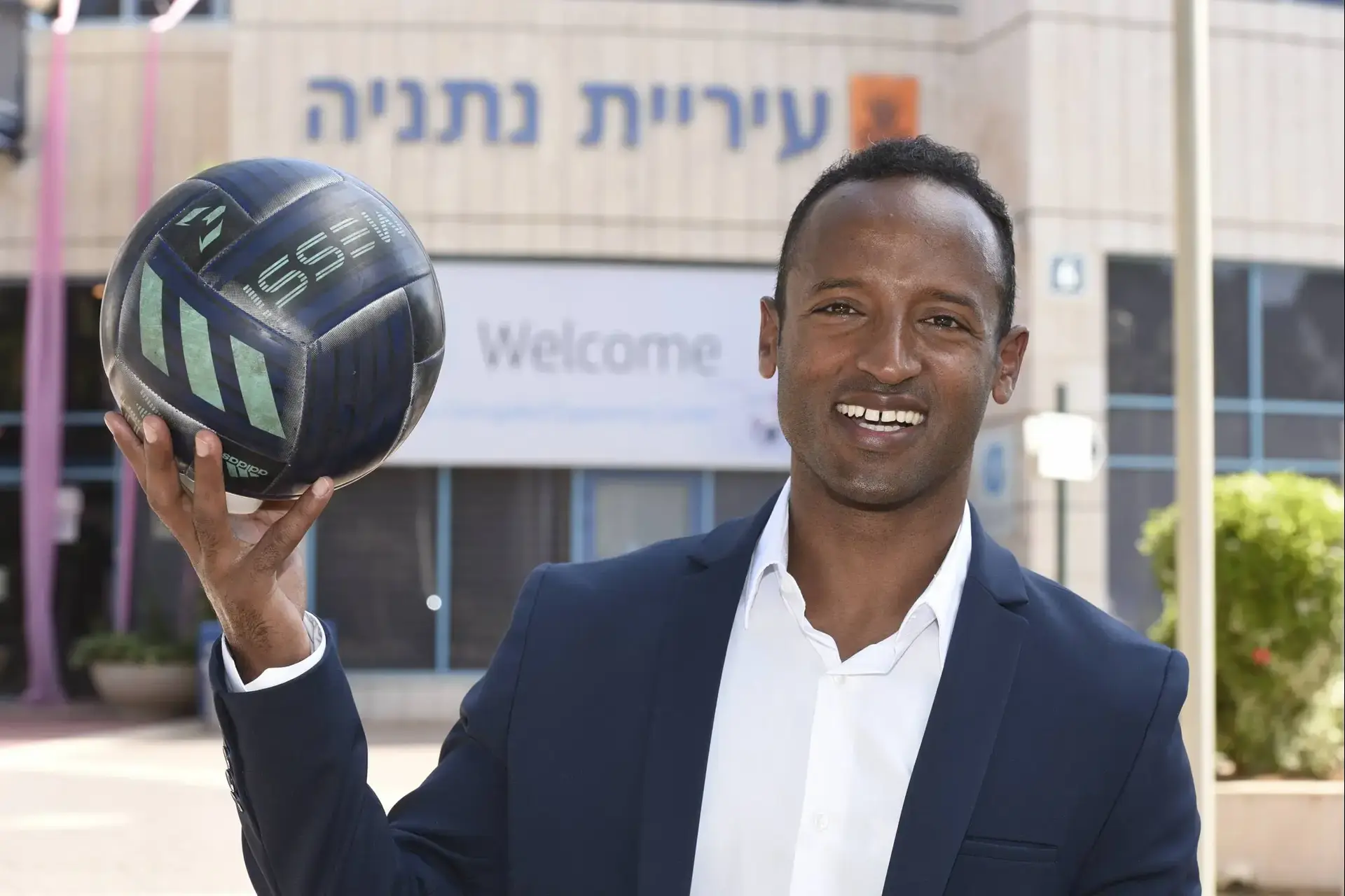 "עוד יהיה כאן ראש עיר אתיופי": הכדורגלן שחולם לכבוש את עיריית נתניה