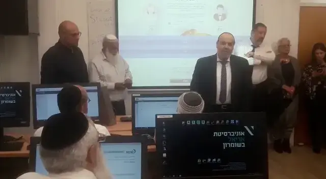 "ישר וצנוע": הלך לעולמו השר לשירותי דת דוד אזולאי בגיל 64