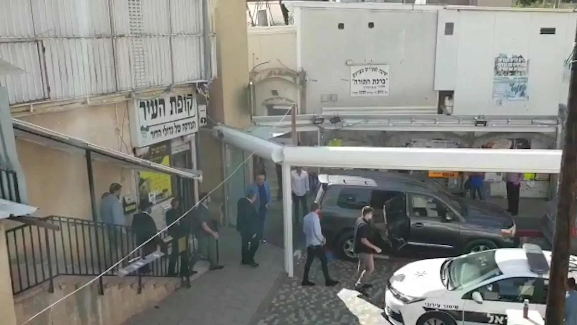 לאחר התפטרותו: ליברמן מנסה לבנות יחסי אמון עם הציבור החרדי