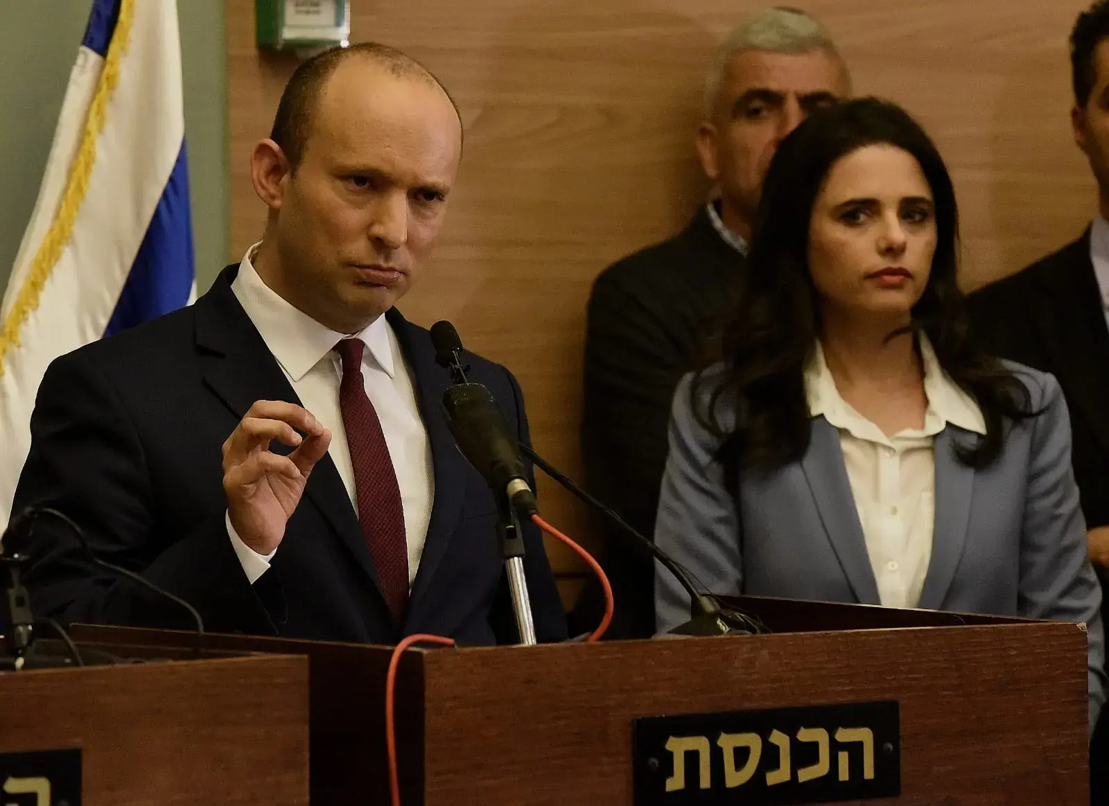 מתיחות בבית היהודי: "הדרישות של אורי אריאל הן סחטנות"