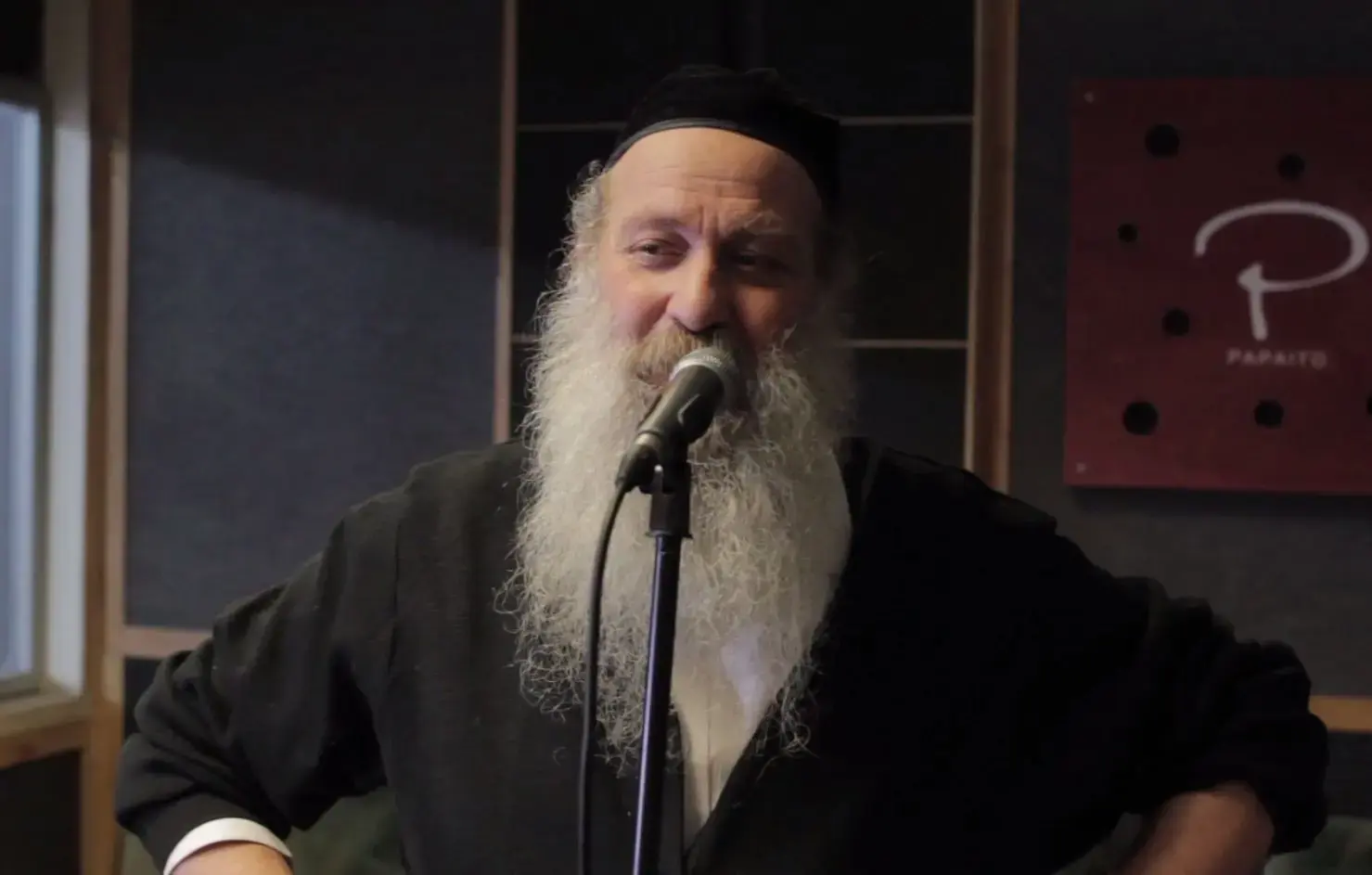 שולי רנד משיט את חדר החזרות: צפו בביצוע לשיר "הספינה"