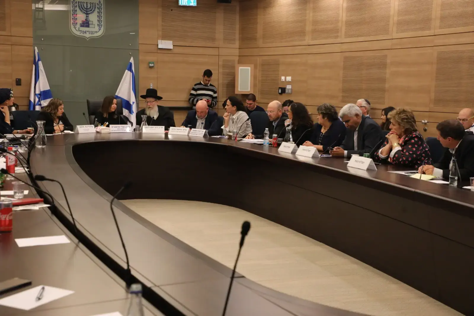 איסור הקיזוזים: ח"כים לא הורשו לצאת לטקס לזכר רמון