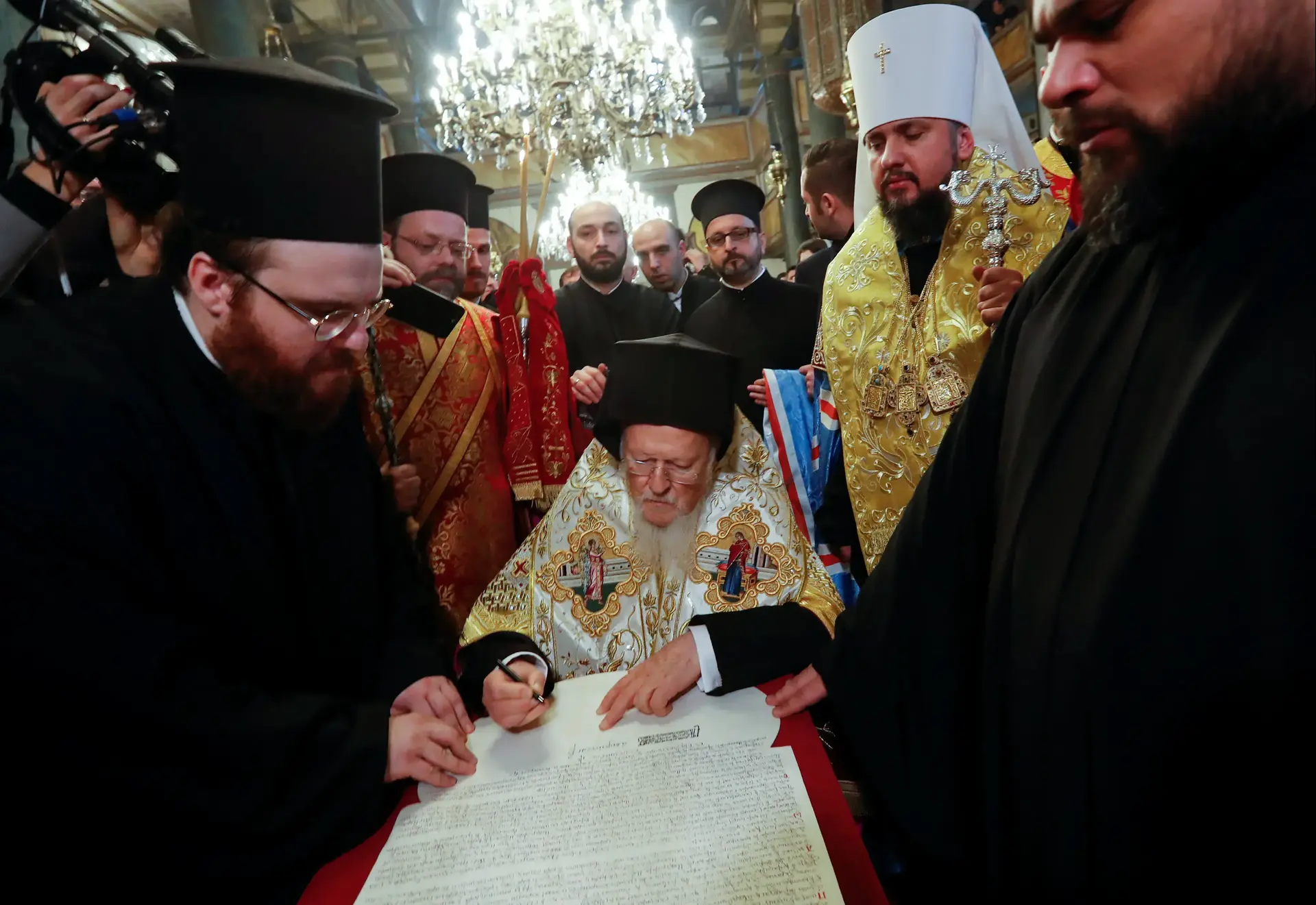הפיצול הושלם: אוקראינה הקימה כנסייה עצמאית למרות איומי רוסיה