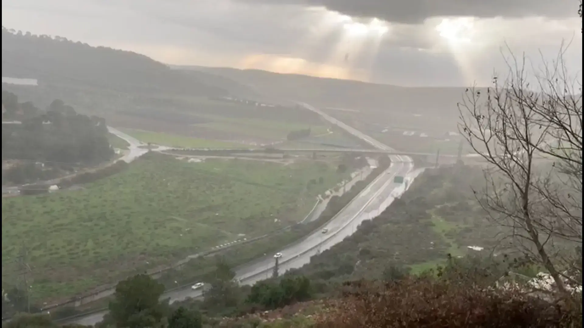 תלו את המעילים: מזג אוויר נאה עם עלייה בטמפרטורות | התחזית