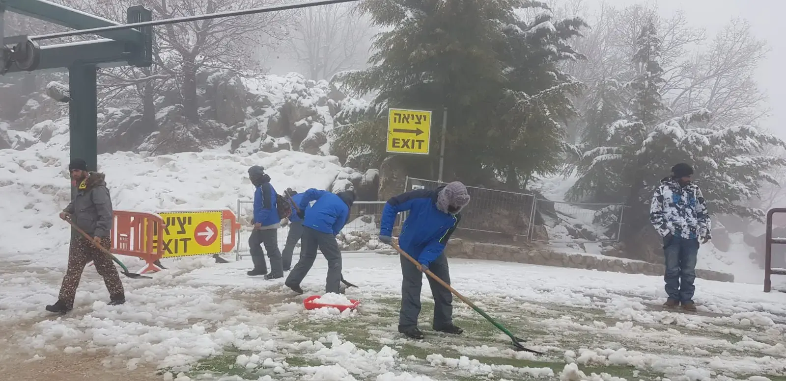 תחזית לשבת: מזג אוויר חורפי עם שלג בחרמון וחשש לשטפונות בדרום