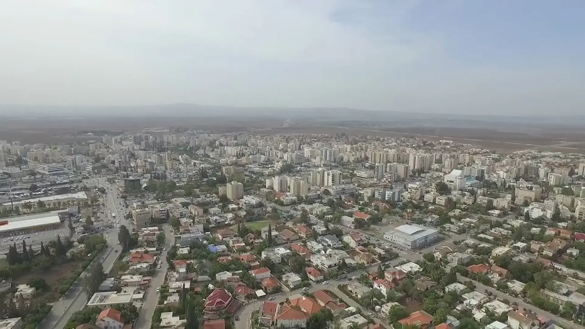 את בת ים עוזבים - לראש העין עוברים: נתוני הרשויות נחשפים