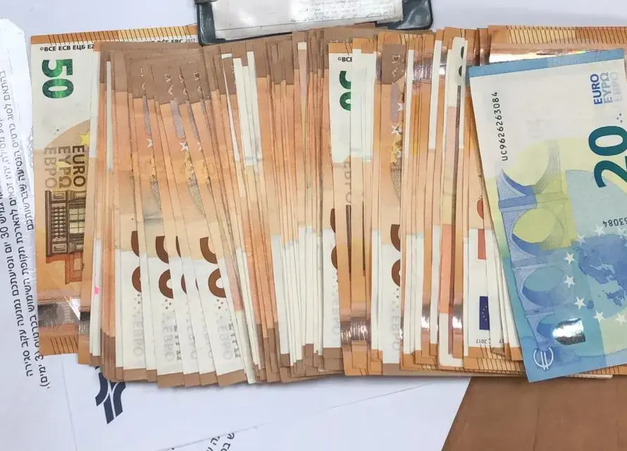 אלפי אירו לחתונת נכדם אבדו ברכבת - ונמצאו בזכות תושיית העובדים