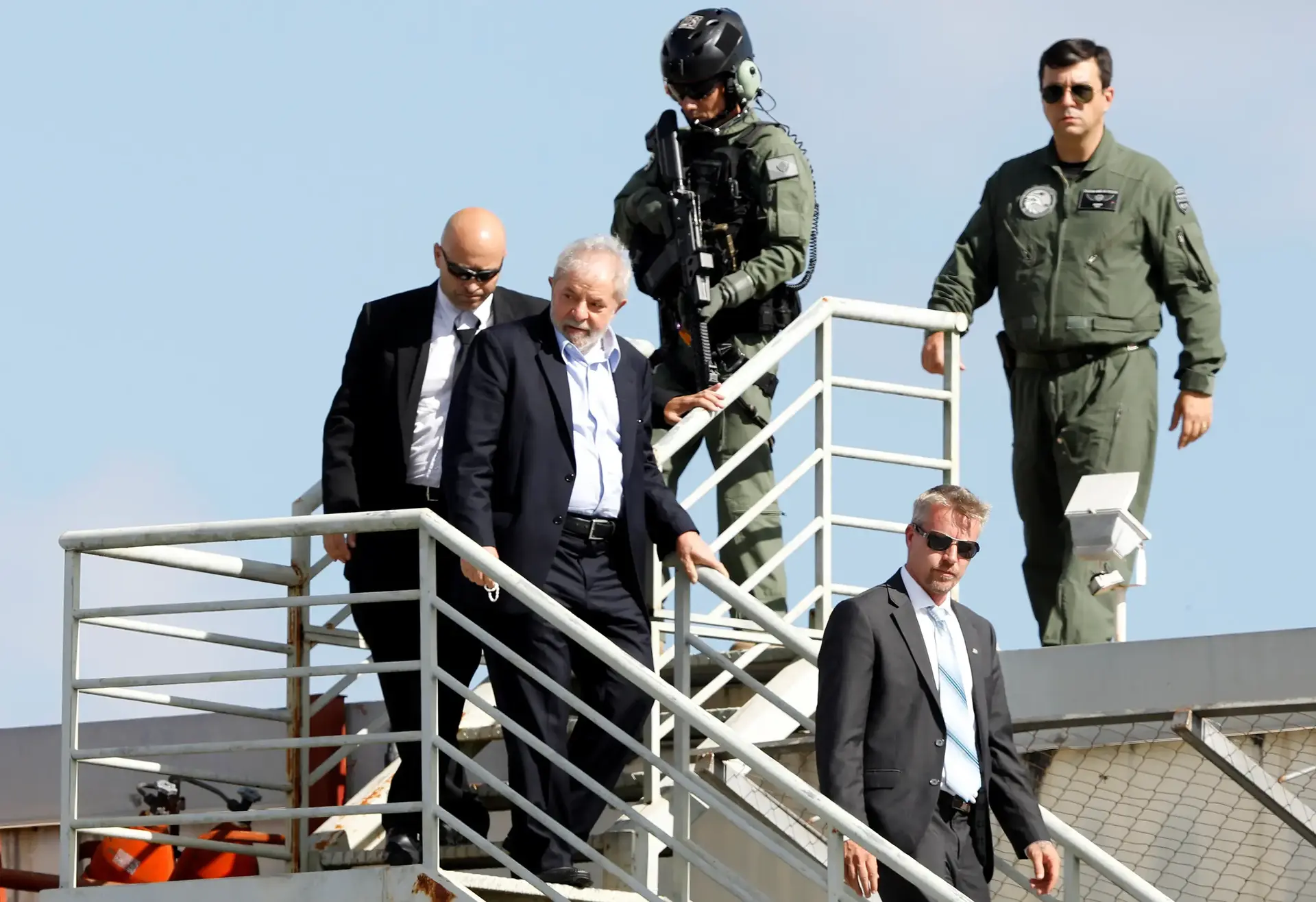 נשיא ברזיל לשעבר לולה יצא מהכלא להלוויית נכדו: ניפגש בגן עדן