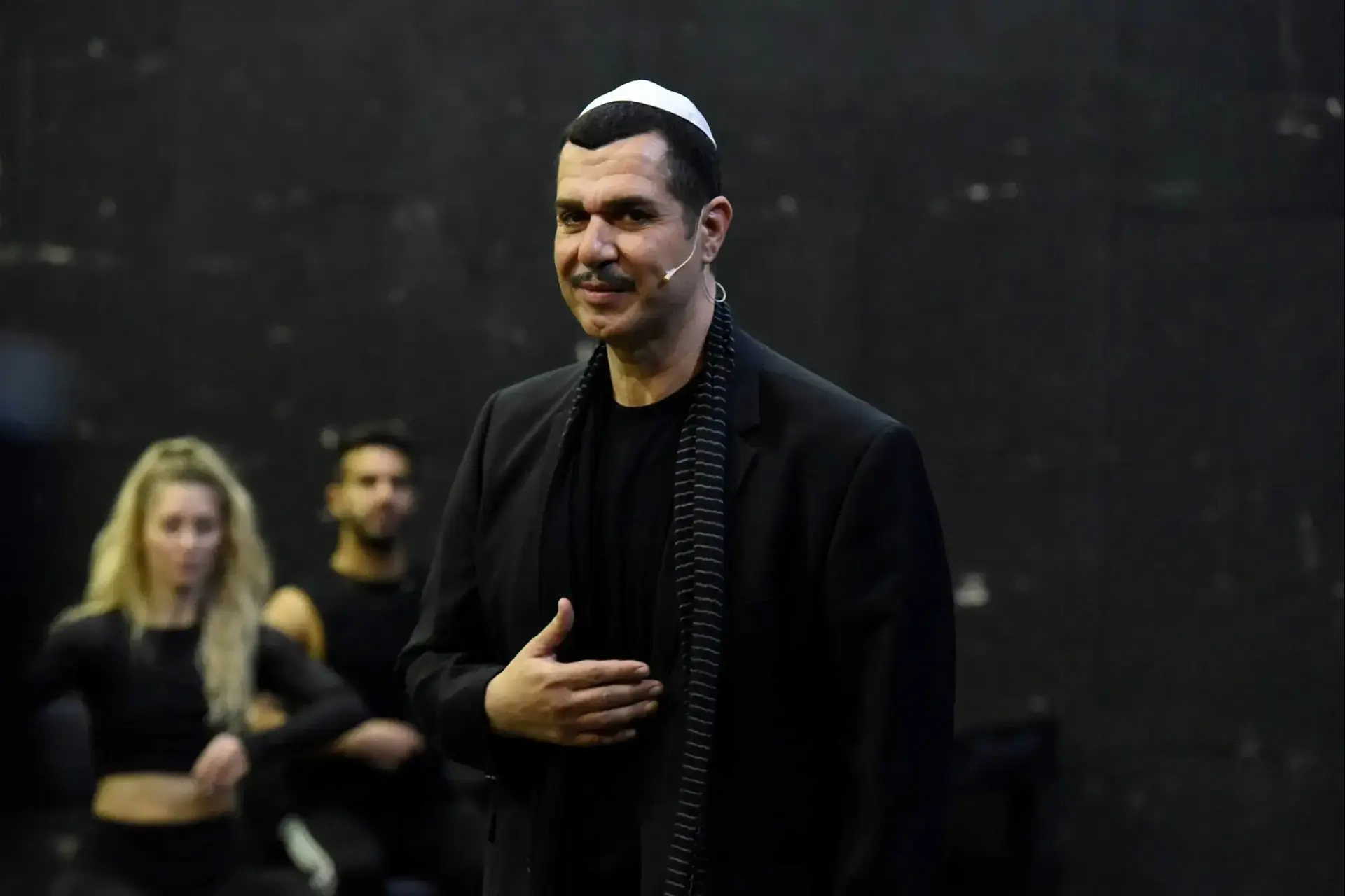 דרמה במחזמר משירי אייל גולן: יוצרים נוספים דורשים "להסיר את להיטיהם"