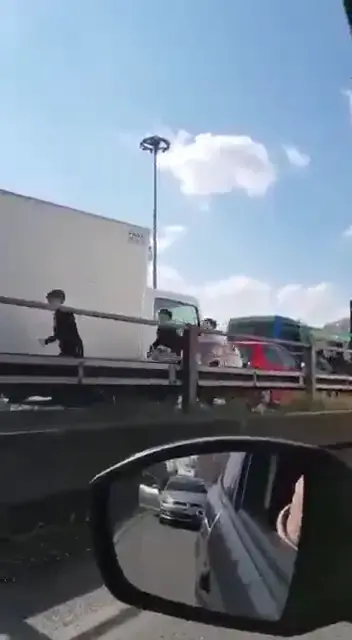 הנער המצרי שהציל את חבריו מהאוטובוס השרוף קיבל אזרחות איטלקית