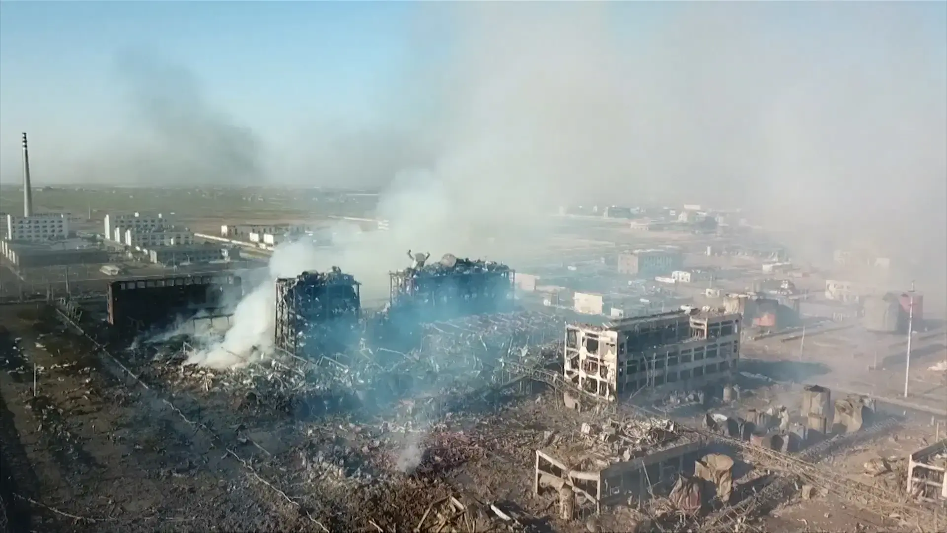 סין: 26 הרוגים בהתלקחות אוטובוס תיירים במרכז המדינה