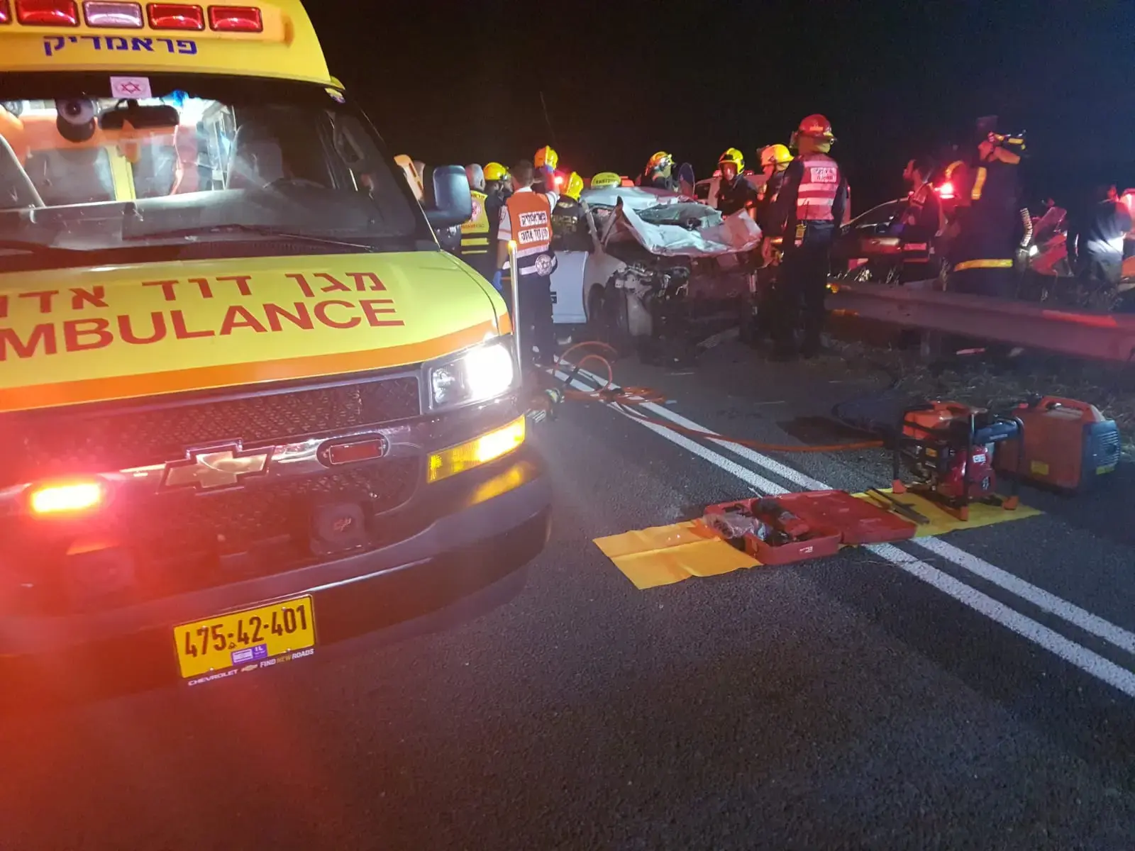 נהג מונית נפצע קשה בהתנגשות עם שני סוסים ליד גן יבנה