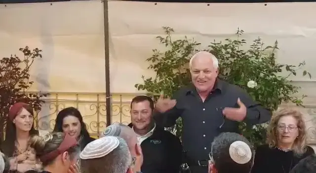 מינוי מקורבים וניגוד עניינים: כך התנהלו השר כץ ומנכ"ל משרדו