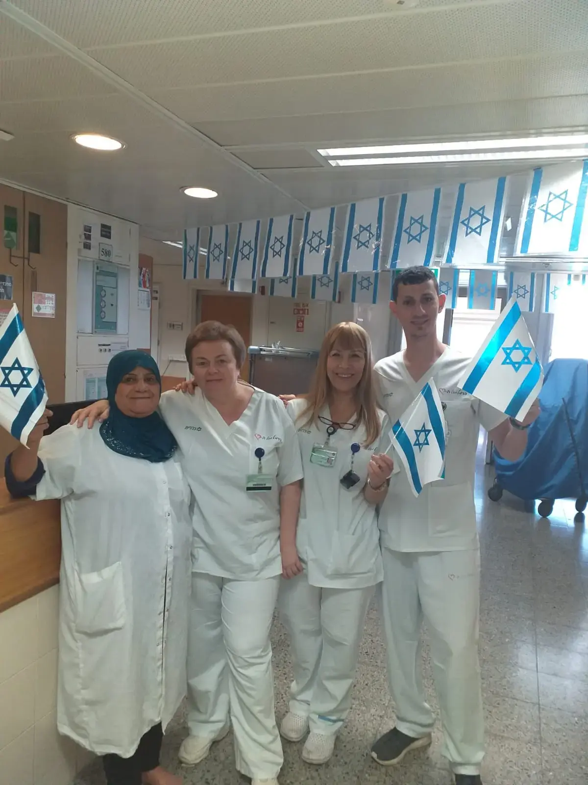 לאחר הפרסום בוואלה! NEWS: מנהל ביה"ח התנצל - והדגלים יישארו
