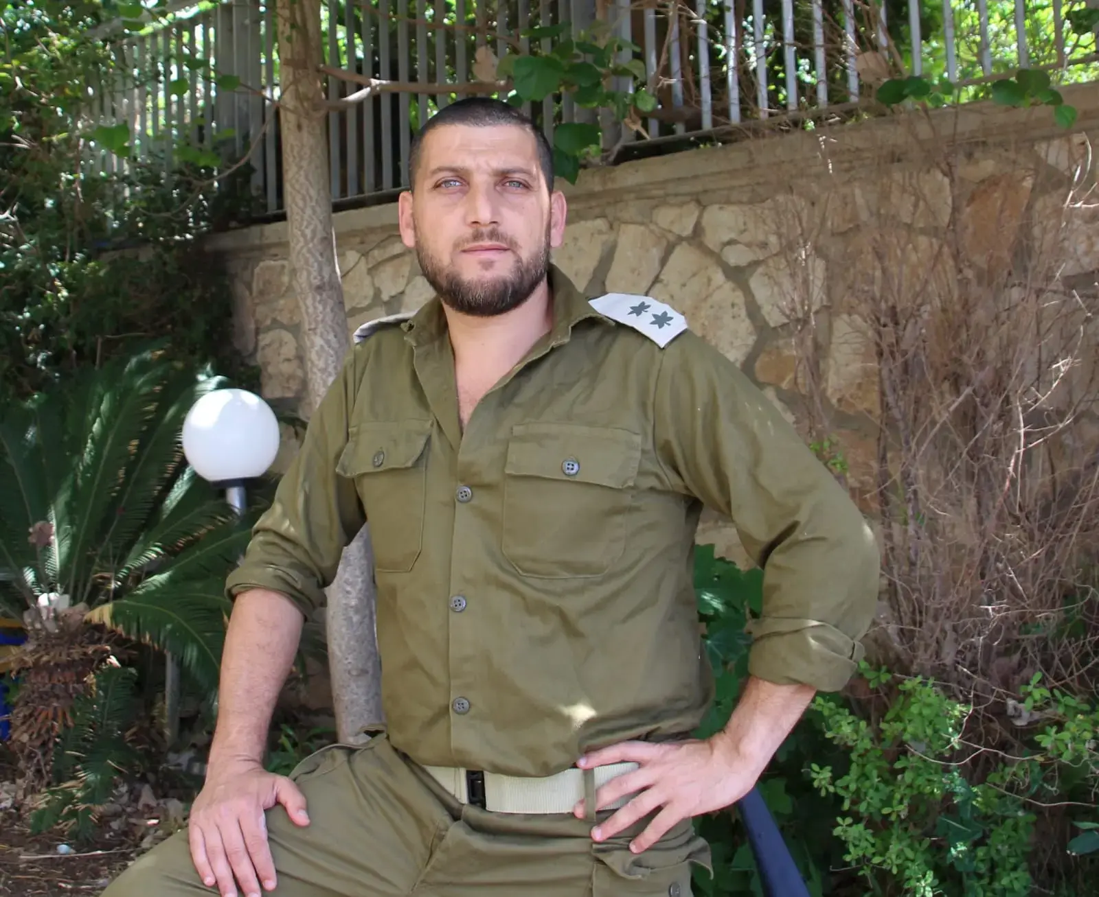 "למעטים יש את האומץ לדפוק בדלת": הבן ששכל את אביו והפך למודיע