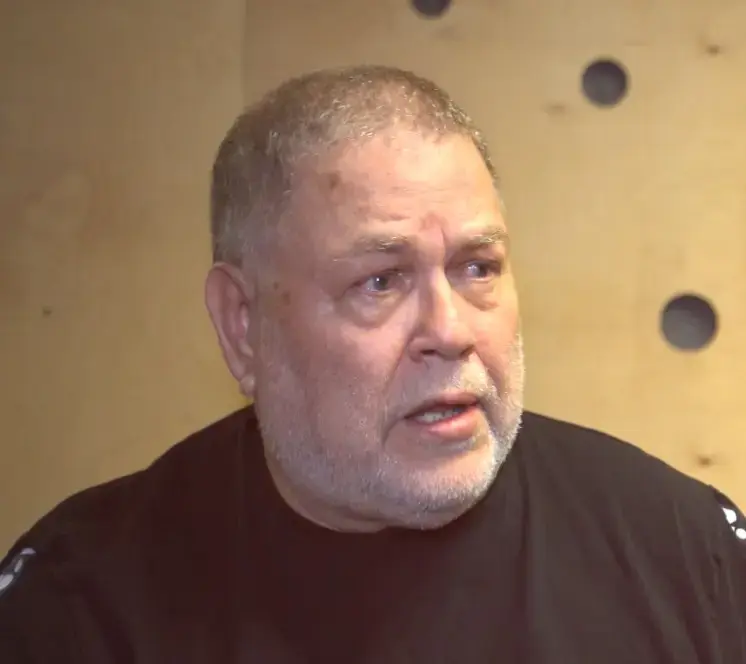 יהודה פוליקר: "המוזיקה הצילה אותי מחתונה וקריירה כספר"