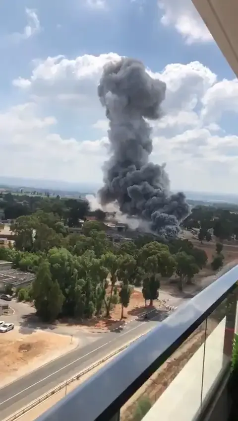 בשל תקלה: פיצוץ במפעל תעש ברמת השרון, אין נפגעים