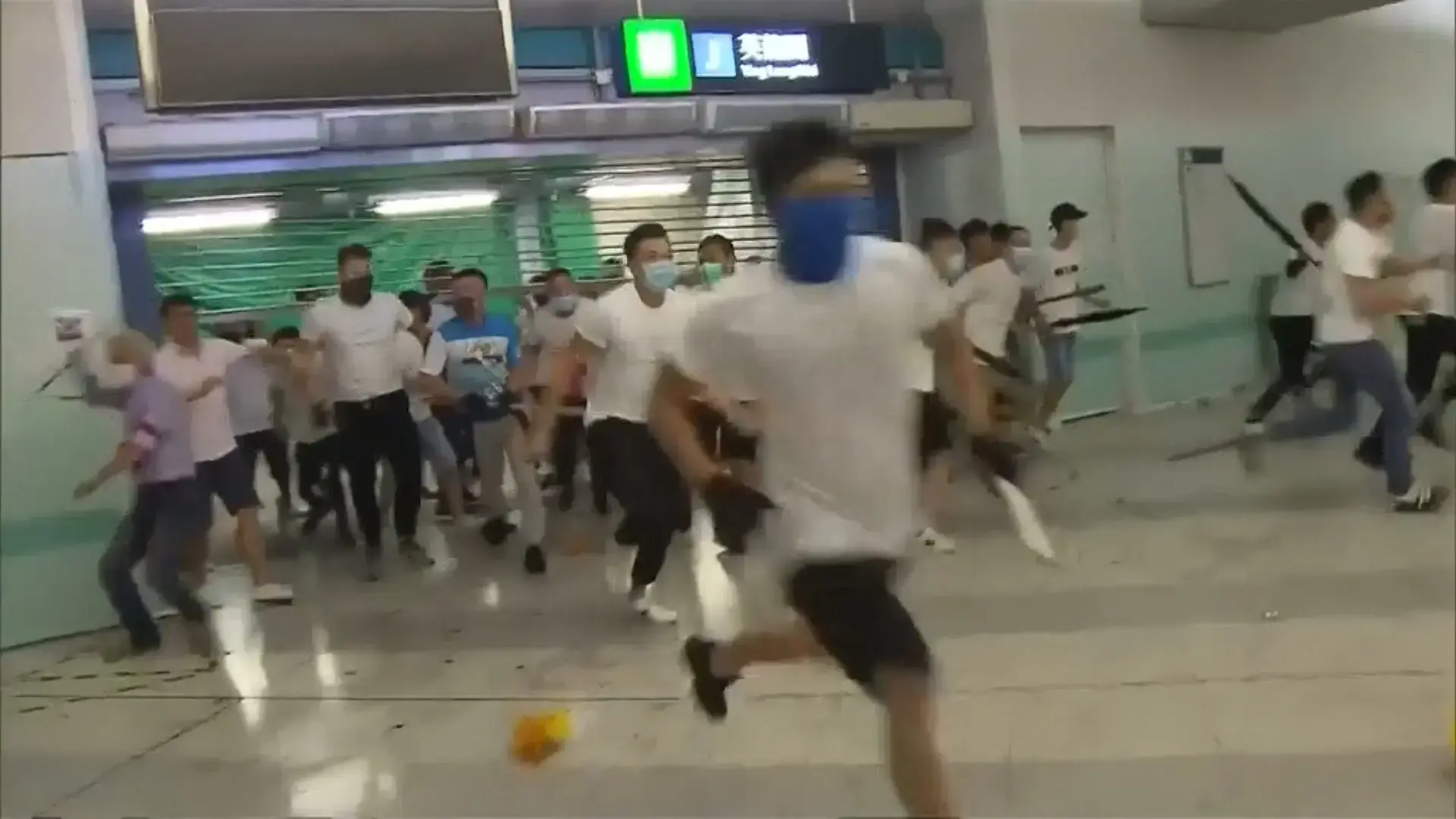 סין לא שוללת שימוש בכוח בהונג קונג: "גורמים קיצוניים עשו דברים מחרידים"