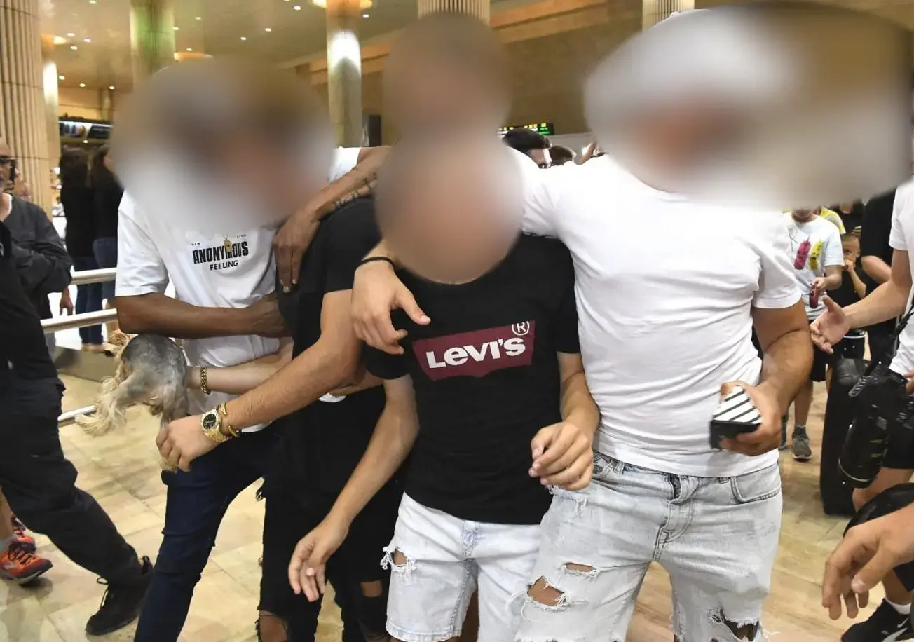כולם קפצו מהגג? כך תגדלו ילדים שלא הולכים אחרי העדר