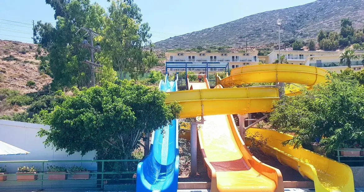 ילדה ישראלית בת שבע טבעה למוות בבריכה בבית מלון בכרתים