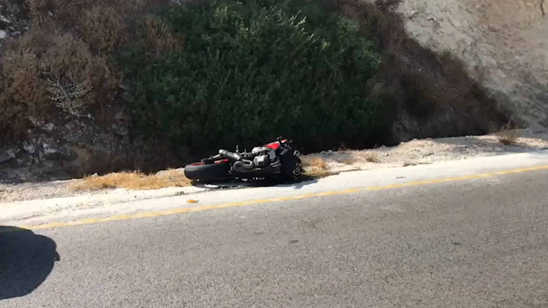 רוכב אופנוע בן 46 נהרג לאחר שהחליק בכביש בהרי יהודה