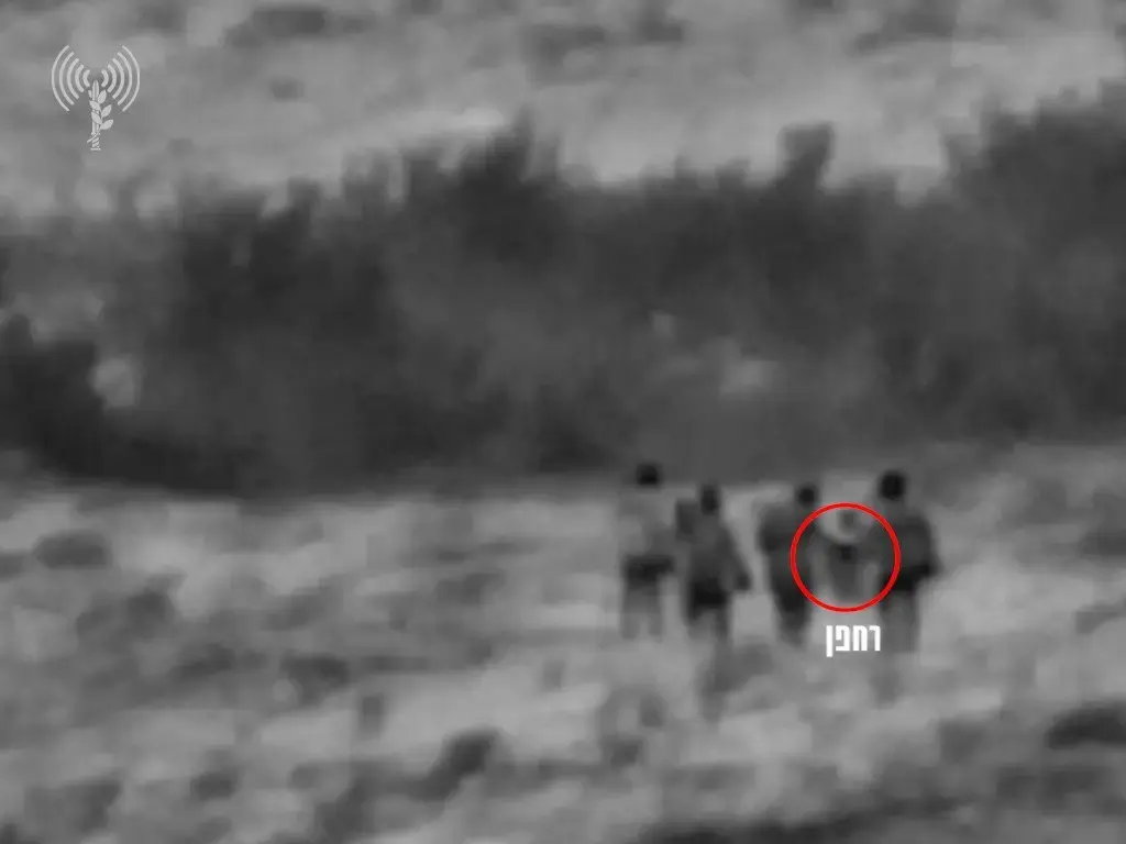 אוחזים ברחפן ומתקדמים בחשיכה: תיעוד המעקב אחרי החוליה האיראנית