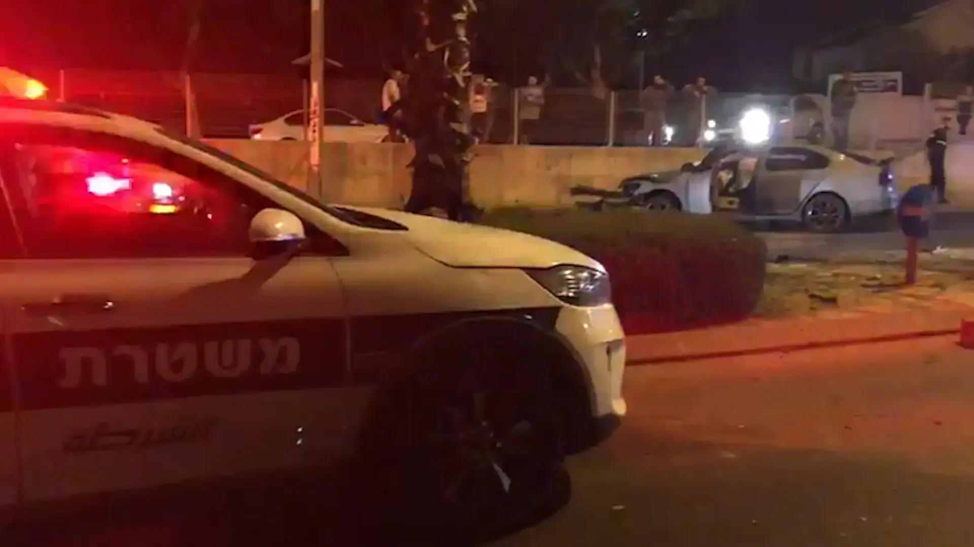 בת 17 נהרגה בהתנגשות בעץ באשקלון, אחיותה נפצעו קשה מאוד