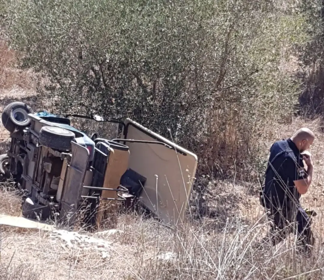 קלנועית הידרדרה לתהום בבית עלמין בנוף הגליל; 2 נשים נפצעו בינוני